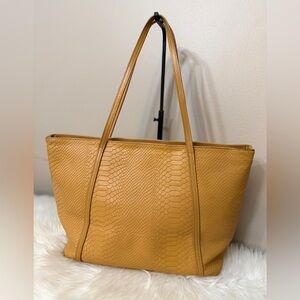 GiGi New York Mustard Textured Tote